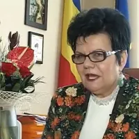 Maria Precup, fostul primar al oraşului Reghin, a fost trimisă în judecată pentru abuz în serviciu - Foto: captură video YouTiube/Jurnal de Reghin