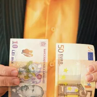 Tăieri masive de salariu din martie 2025. Milioane de români afectați, vin vremuri grele: FOTO - Profimedia(imagine cu rol ilustrativ)