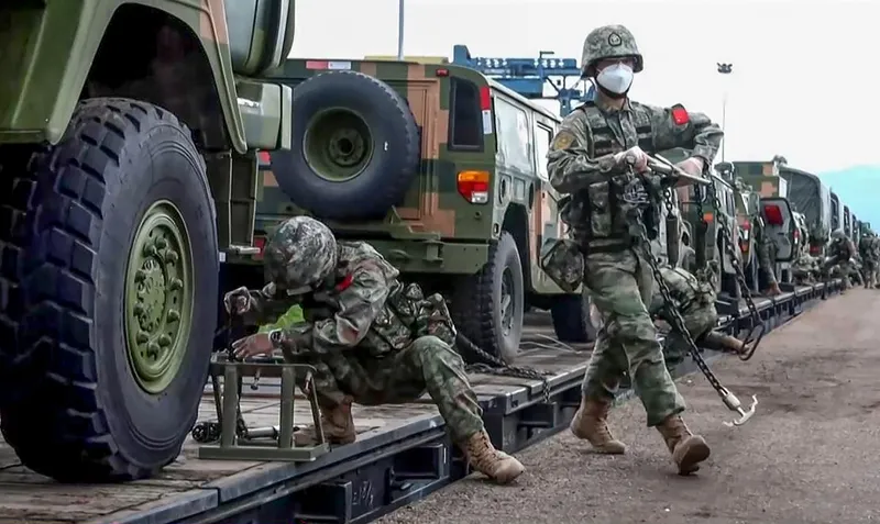 Convoi armată China sosește în Rusia pentru exerciții militare