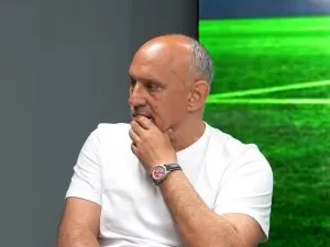 Prunea a izbucnit în lacrimi după ce a aflat de necazurile celor doi foști colegi de la națională: 'Cum să nu plângi, frate?'