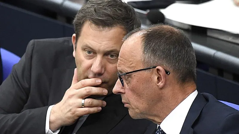 Cancelarul german Friedrich Merz, în plen, în Parlamentul German de la Berlin - Fotoy: Profmedia Images