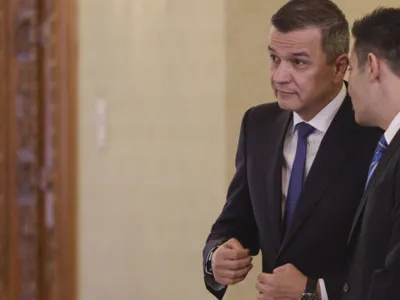 Prima reacție a lui Sorin Grindeanu, după ce PSD l-a nominalizat în unanimitate premier: Nu vom sta cu căciula în mână în fața nimănui