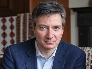 Andrei Caramitru spune că în judeţele sărace 50% din personalul de la stat trebuie dat afară - Foto: Facebook/Andrei Caramitru
