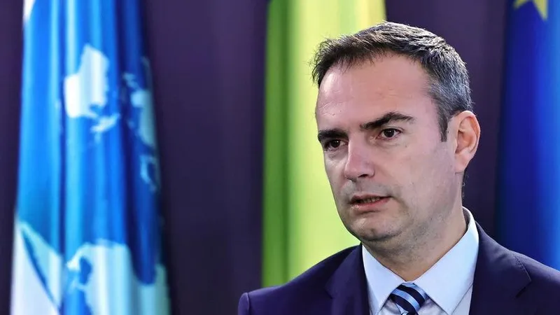 Dan Cărbunaru, purtătorul de cuvânt al Guvernului -  Foto Facebook/Dan Cărbunaru