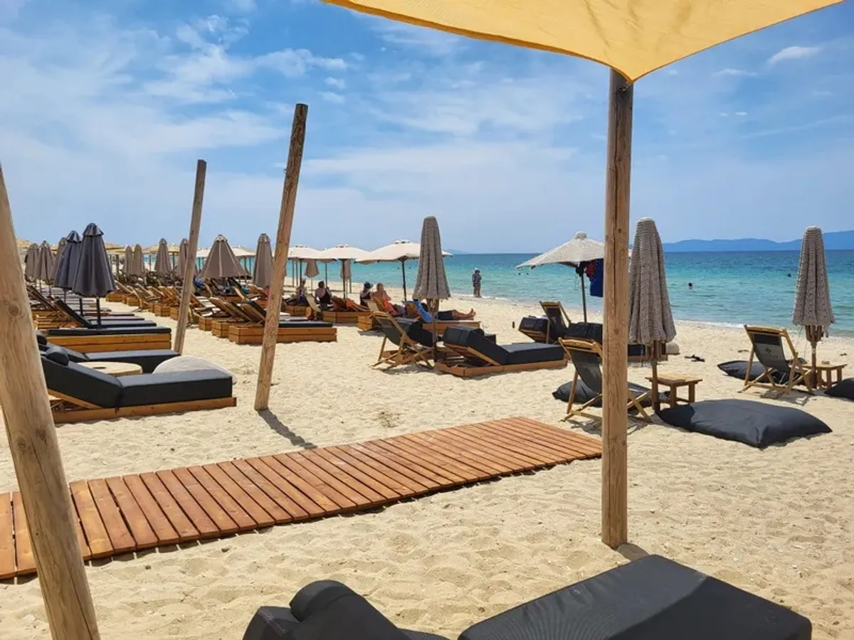 Plajă în Halkidiki - Foto: Facebook/Forum Halkidiki - Imagine cu rol ilustrativ