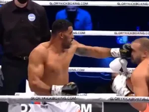 Benny Adegbuyi i-a spar nasul lui Badr Hari Foto: Captură Youtube