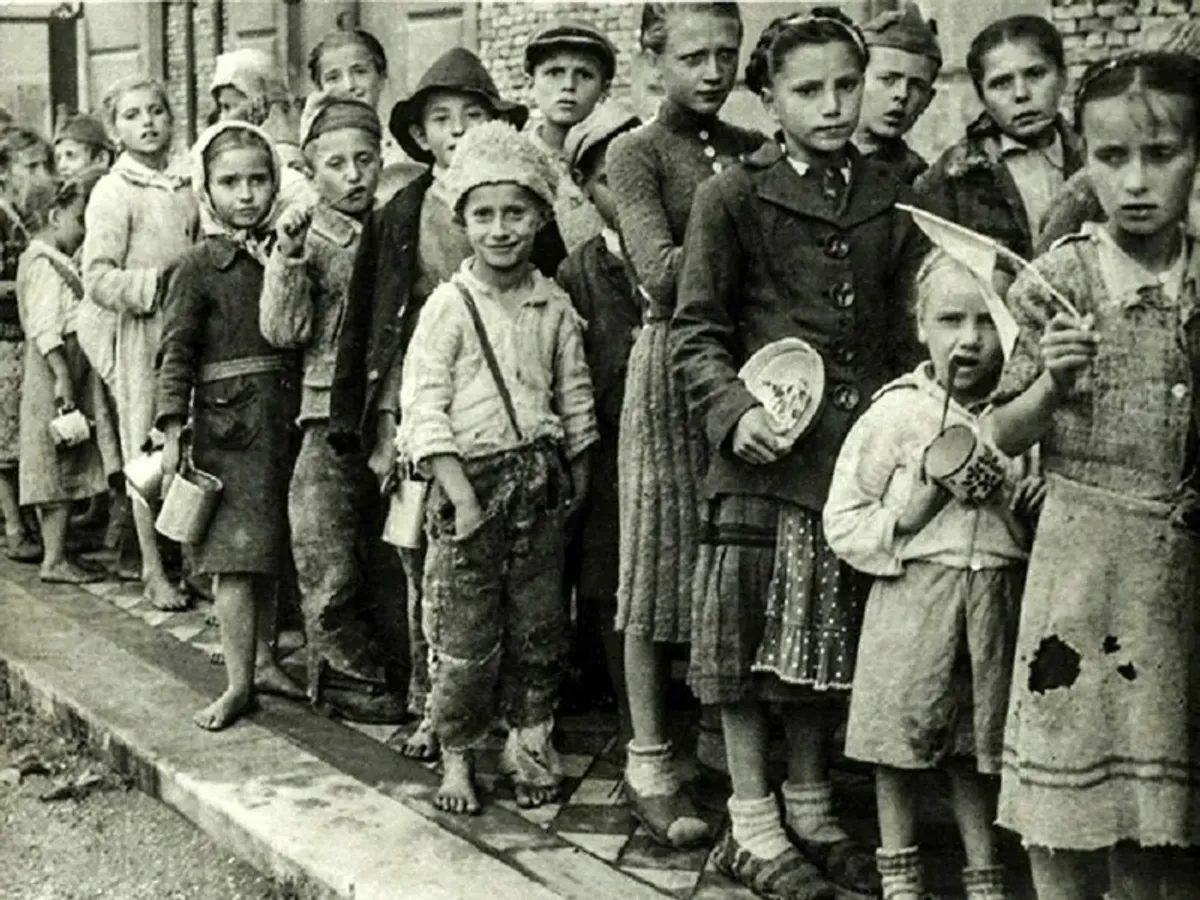 copii foamete 1946