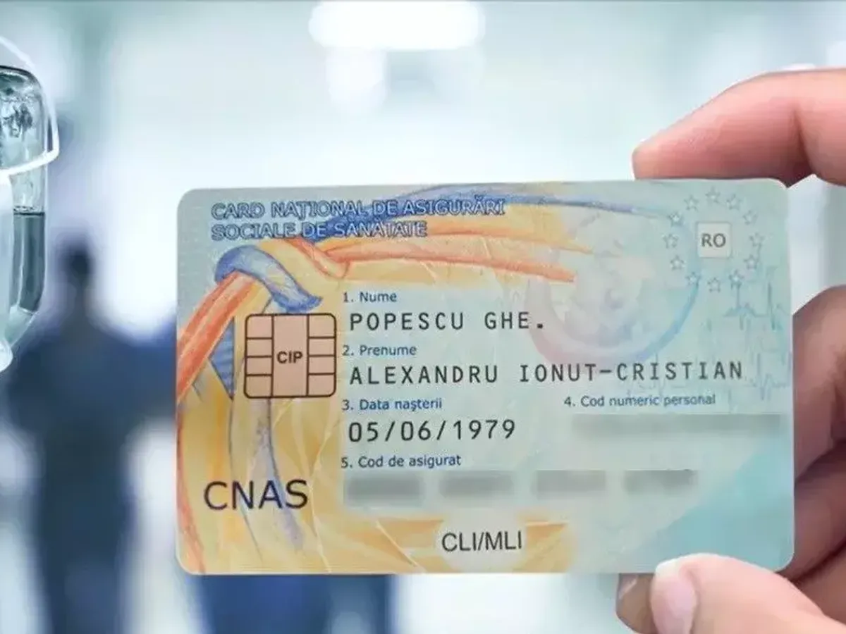 Card de sănătate Foto: Observator