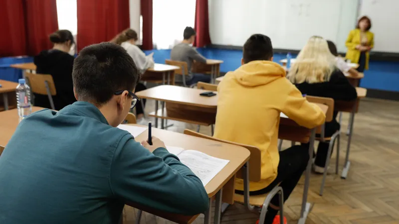 Elevi la școală - Foto: INQUAM PHOTOS / Goerge Călin