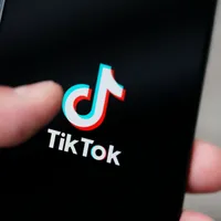 Aplicația TikTok a ajuns la un miliard de utilizatori lunari activi: +45% într-un an. / Foto: techcrunch.com