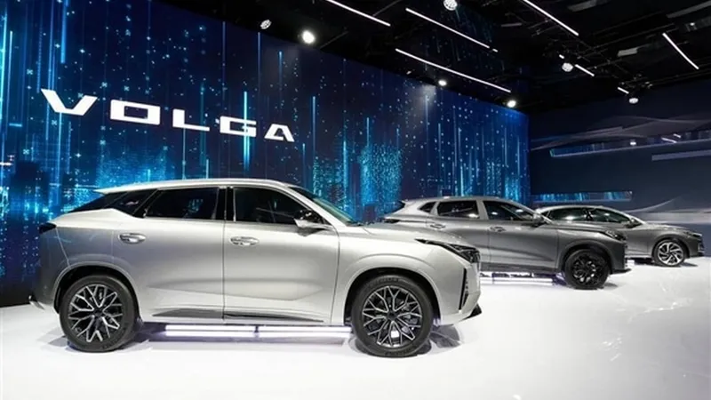 După Moskvich, Putin reînvie și limuzina sovietică Volga cu piese chinezești. Face și 2 SUV-uri - Foto: carnewschina.com