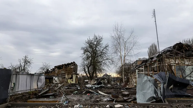 62 de miliarde $ pleacă din SUA spre Ucraina. „Acum du-te și câștigă lupta cu Putin” - Foto: Pexels/David Peinado
