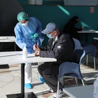 Zeci de profesori au refuzat să se vaccineze cu AstraZeneca/FOTO: Facebook/Guvernul României