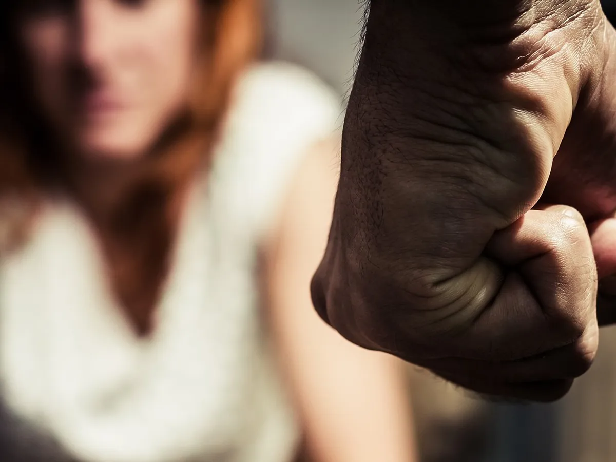 Peste 25% dintre femei, victime ale violenţei domestice la nivel mondial. / Foto: helpguide.org