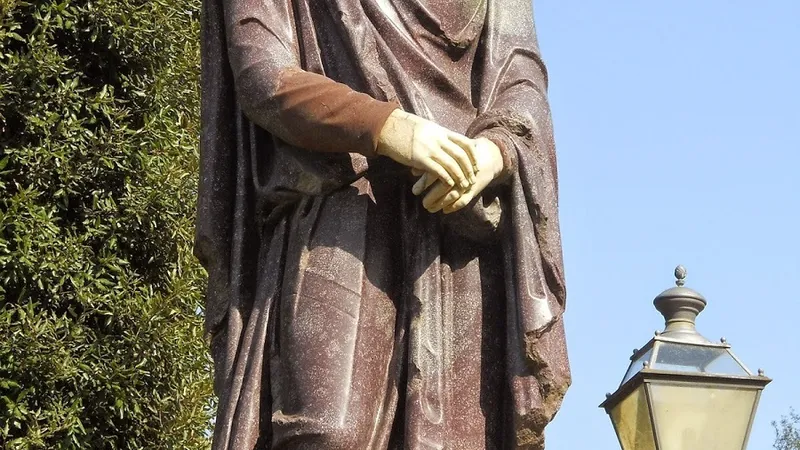 statuie bucuresti