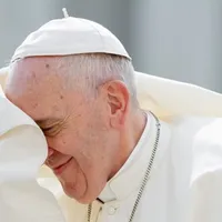 Papa a tăiat salariile cardinalilor de la Vatican pentru a putea plăti restul personalului/FOTO: Facebook/Vatican News