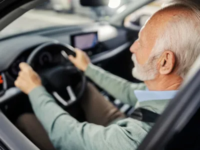 IMM-urile cer includerea în Rabla 2026: excluderea firmelor a blocat investiții și a afectat piața auto - Foto: Freepik (Imagine cu rol ilustrativ)