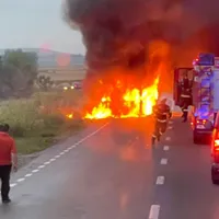 Un autocar plin cu călători a luat foc lângă o stație GLP, în Neamț. Care este starea pasagerilor? - Foto: Arhiva / imagine cu rol ilustrativ