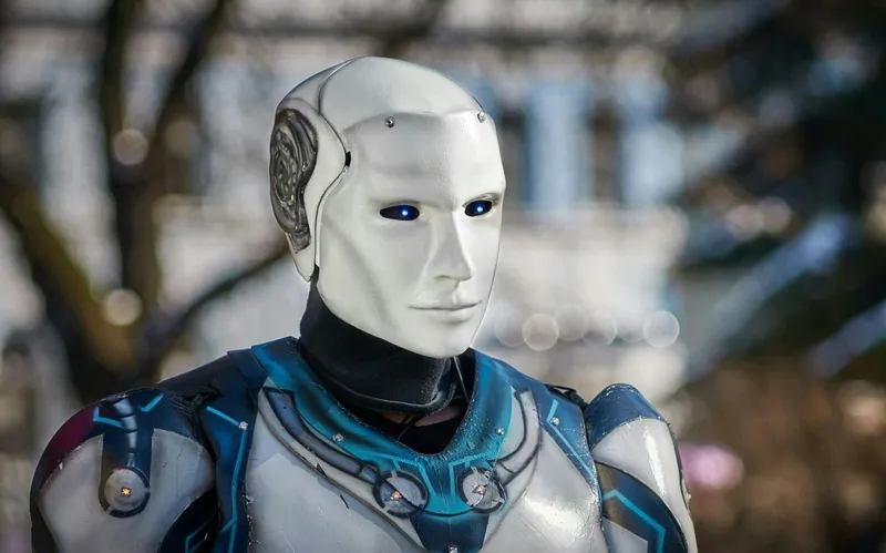 Portret al unui robot umanoid - Foto: Pexels/igovar igovar