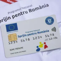Ajutor la PENSIE. De asrăzi se încarcă toate cardurile de alimente. În ce ordine se dau banii? - Foto: INQUAM PHOTOS / Octav Ganea