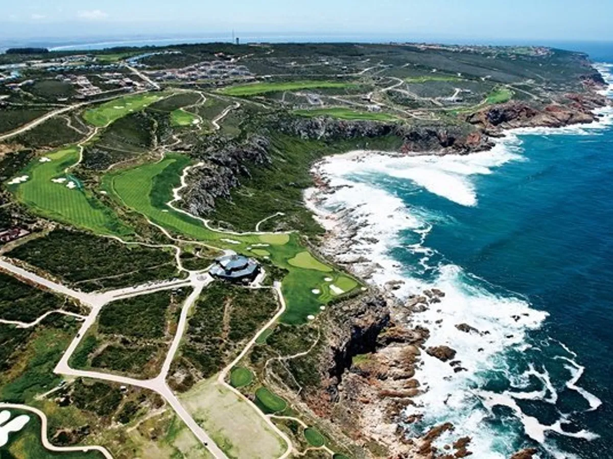 Așchia găsită lângă terenul de golf Pinnacle Point din Africa de Sud