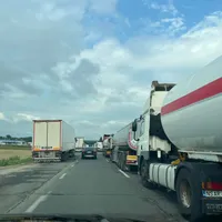 Un șofer de TIR român și-a ucis un coleg camionagiu, care ajuta la schimbarea unei anvelope - Foto: Arhivă / imagine cu caracter ilustrativ