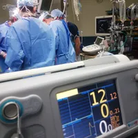 Oameni cu certificate de vaccinare false, în stare gravă la spital infectați cu COVID la Timișoara/FOTO: Unsplash