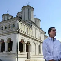 Vasile Bănescu: Datoria fiecăruia dintre noi este să asculte exclusiv de sfaturile medicilor/FOTO: Youtube