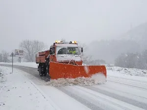 Avertizare de călătorie: coduri portocalii de ploi și ninsori, în Bulgaria. / Foto: bnr.bg