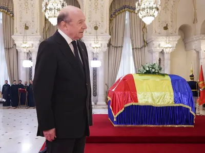 Băsescu i-a adus un ultim omagiu lui Iliescu: „Respectul cuvenit memoriei Primului Președinte Ales” - Foto: Foto: Inquam Photos / George Călin