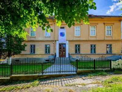 Furtul de artă al secolului, în România. Tablouri de 2.800.000 € „dispărute” de la Cisnădioara - Foto: Facebook / Kunsthaus 7 B