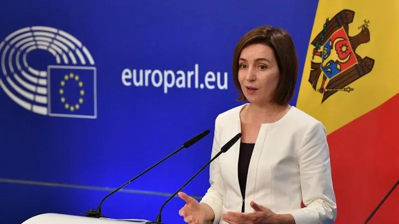 Maia Sandu a spus la mitingul proeuropean de la Chișinău că Moldova își propune să devină membră UE până în 2030 - Foto: Profimedia Images