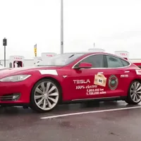 Proprietarul unei Tesla dezvăluie cum a parcurs 1.900.000 km: A schimbat 14 motoare și 4 baterii - Foto: vehiclesuggest.com