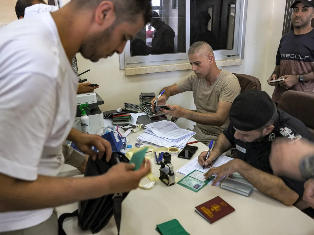 Românii, controlați la granița cu Germania. Spațiul Schengen se dezintegrează - Foto: Profimedia(imagine cu rol ilustrativ)