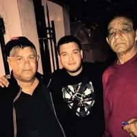 "Împăratul" Cristofor Duduianu, fiul său Nelson și "Regele" Nicolae Duduianu Foto: Facebook