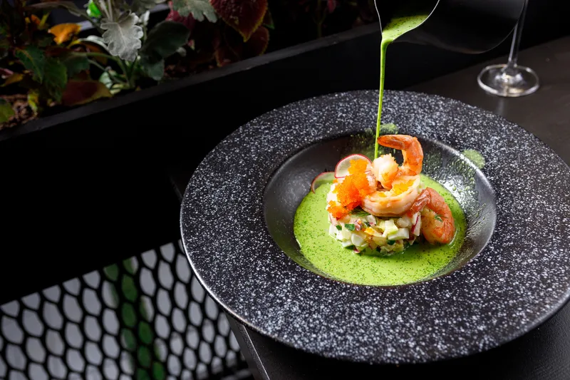 Restaurant fine dining - Foto: magnific.com (Imagine cu rol ilustrativ)