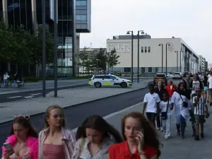 VIDEO Focuri de armă trase într-un centru comercial din Copenhaga. Atcatorul e liber / Nice Matin