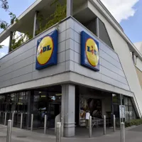 Lidl, acuzat că falimetează producătorii locali - Foto: hungarytoday.hu