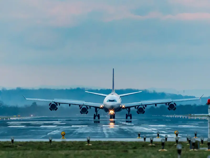 Avionul unei companii românești, reținut sol după un pont. S-au făcut arestări. Ce acuzații se aduc? - Foto: Profimedia Images (Imagine cu rol ilustrativ)