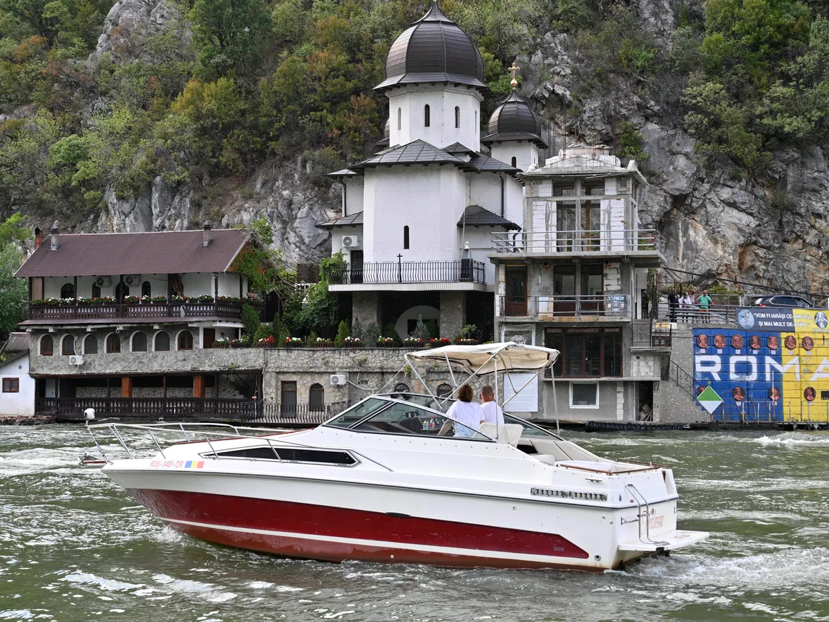 INHGA: Debitul Dunării la intrarea în ţară, în creştere până la 6.900 mc/s în următoarele zile