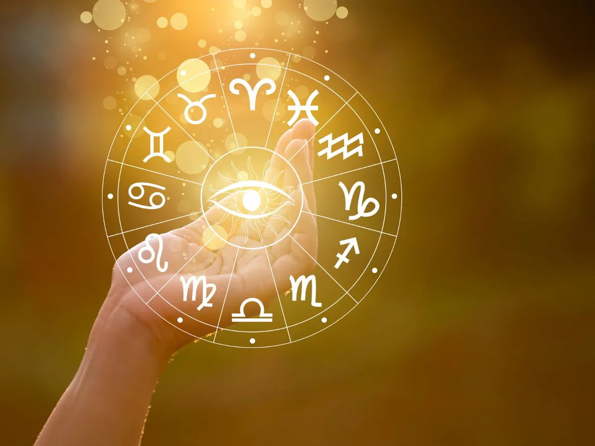 Horoscop - Foto: Magnific