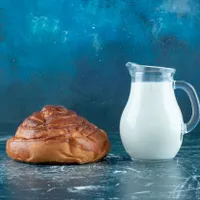 Cam aşa ar trebui să arate un corn cu lapte - Foto: Magnific.com/azerbaijan_stockers