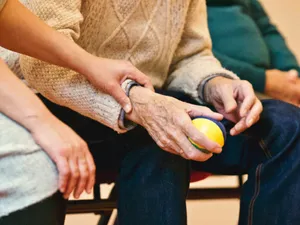 Cu cât crește pensia dacă vei cumpăra un an de vechime în muncă? Până când poți face acest lucru ? Foto: Pexels (fotografie cu caracter ilsutrativ)