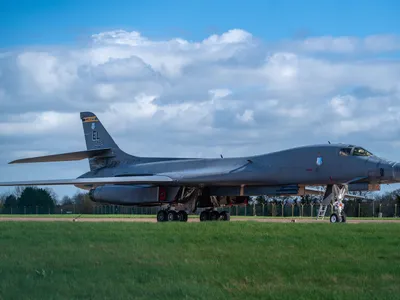 Bombardier B-1 - Foto: Profimedia images