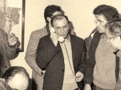 Secretele MAE de după 1989. Istoricul Cosmin Popa: „Ion Iliescu a guvernat prin război hibrid înainte ca acesta să fie inventat oficial”