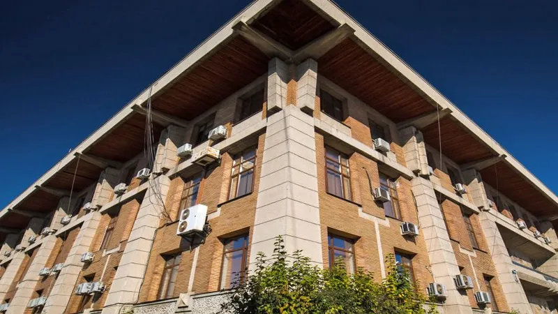 Casa Pătrată și alte 10 construcții din centrul Iașului, monumente istorice - Foto: iasipentruviitor.ro