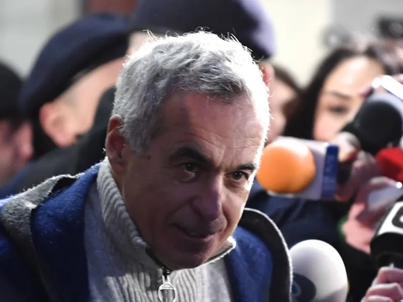 Călin Georgescu critică băncile, pentru că 90% sunt străine. Liderul pieţei este o bancă românească - Foto: Profimedia Images