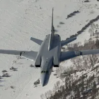 Un bombardier strategic rusesc de 300.000.000$ s-a prăbușit în Siberia. Unul dintre piloți a murit - Foto: Profimedia images