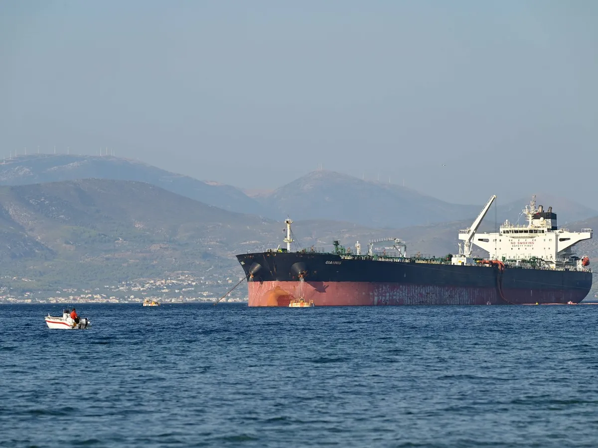 Petrolier - Foto: Profimedia Images (imagine cu rol ilustrativ)