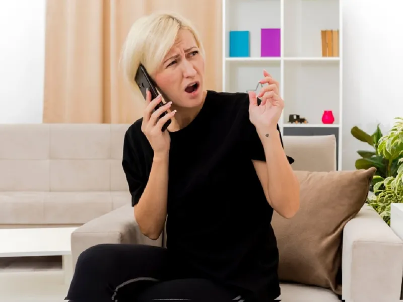 Escrocherie prin telefon. „M-au întrebat dacă soțul  își prelungește contracul la jocuri de noroc” - Foto: Freepik (rol ilustrativ)